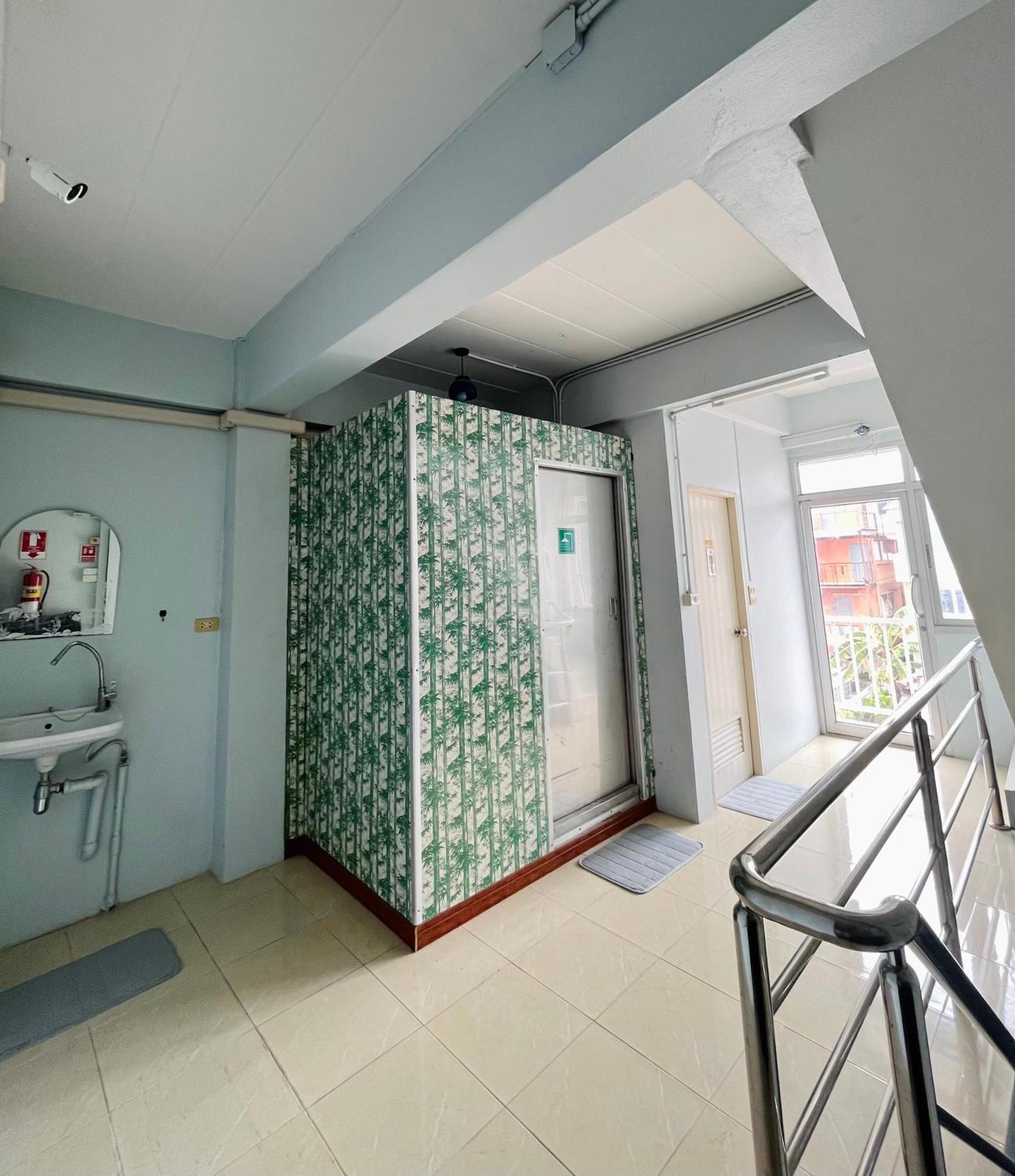 Patone Hostel Phra Nakhon Si Ayutthaya Zewnętrze zdjęcie
